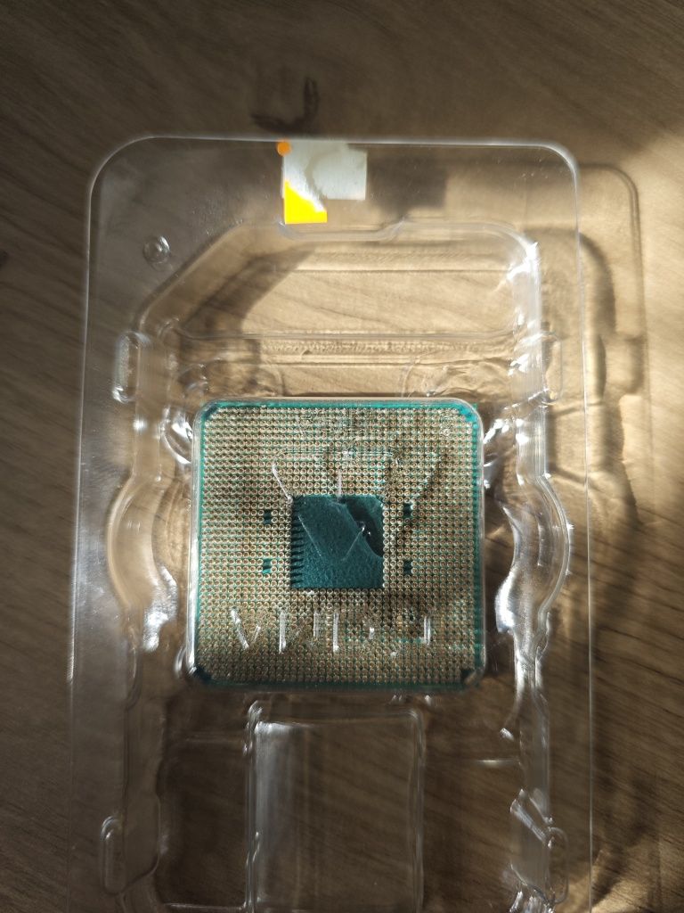 AMD Ryzen 5 1600 + chłodzenie – sprawny, gotowy do pracy