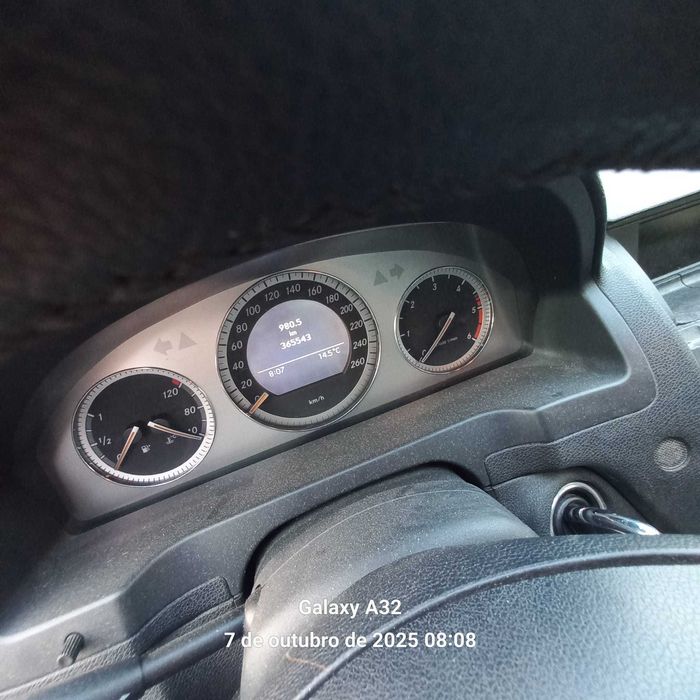 Mercedes Benz C220d manual - w204 - (PREÇO FIXO)