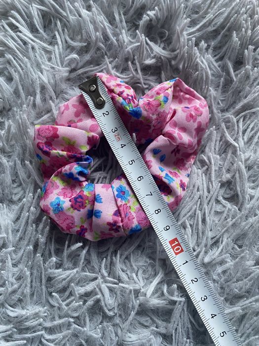 Satynowa gumka do włosów