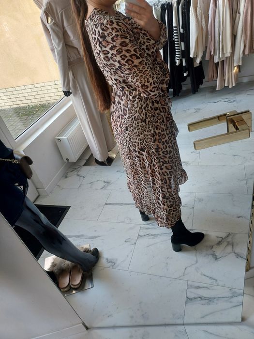 Długa sukienka 36 panterka asymetryczna