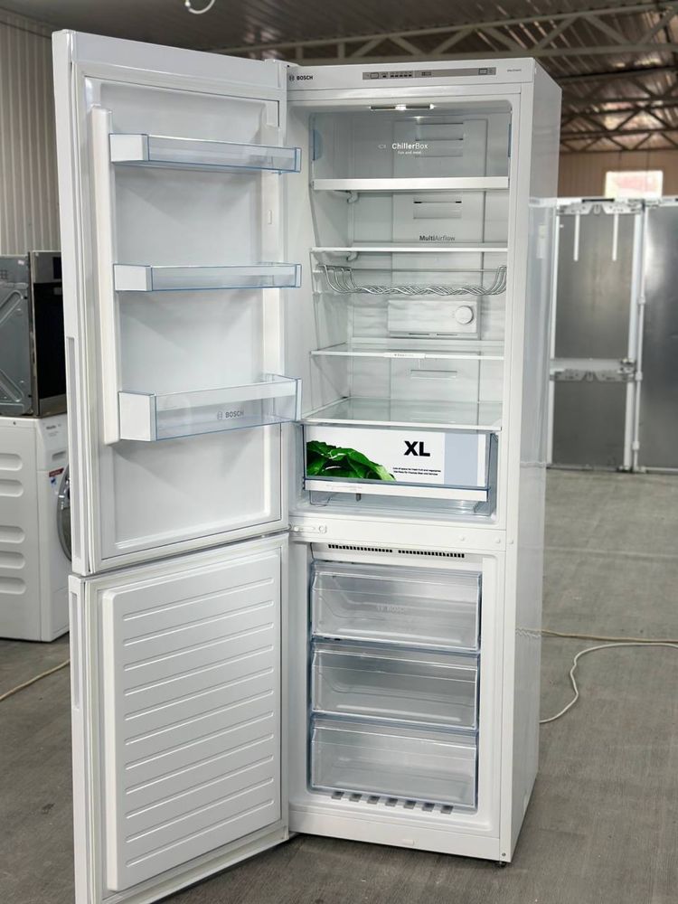 Холодильник Bosch No frost 185 см