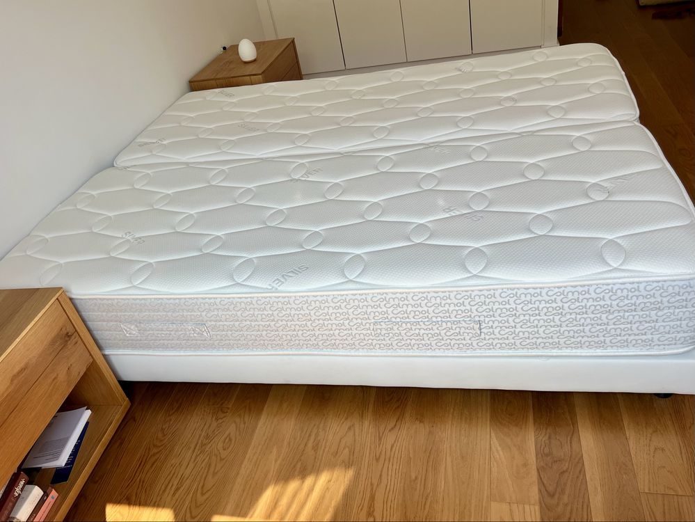 Conjunto 2 Camas + 2 Colchões Colmol (Estilo Hotel) - Excelente Estado