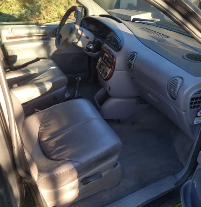 Разборка Voyager Ram Van 2.5TD двигатель салон радиатор кпп Вояжер