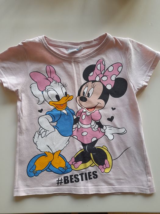 Koszulka w rozmiarze 104