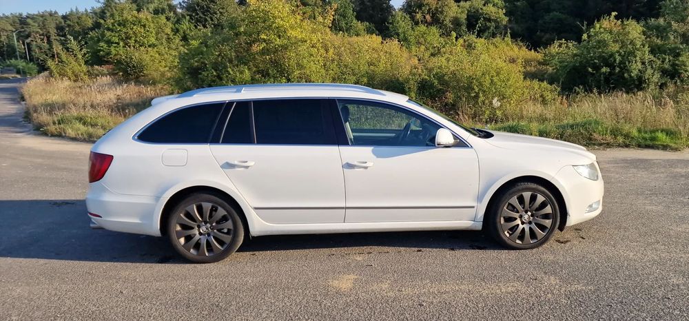 Skoda Superb Superb 3.6 VR6 | 300 KM | Komfort, przestrzeń i moc w jednym
