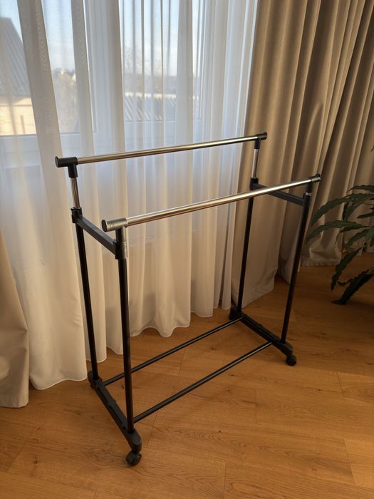 Кронштейн для одягу