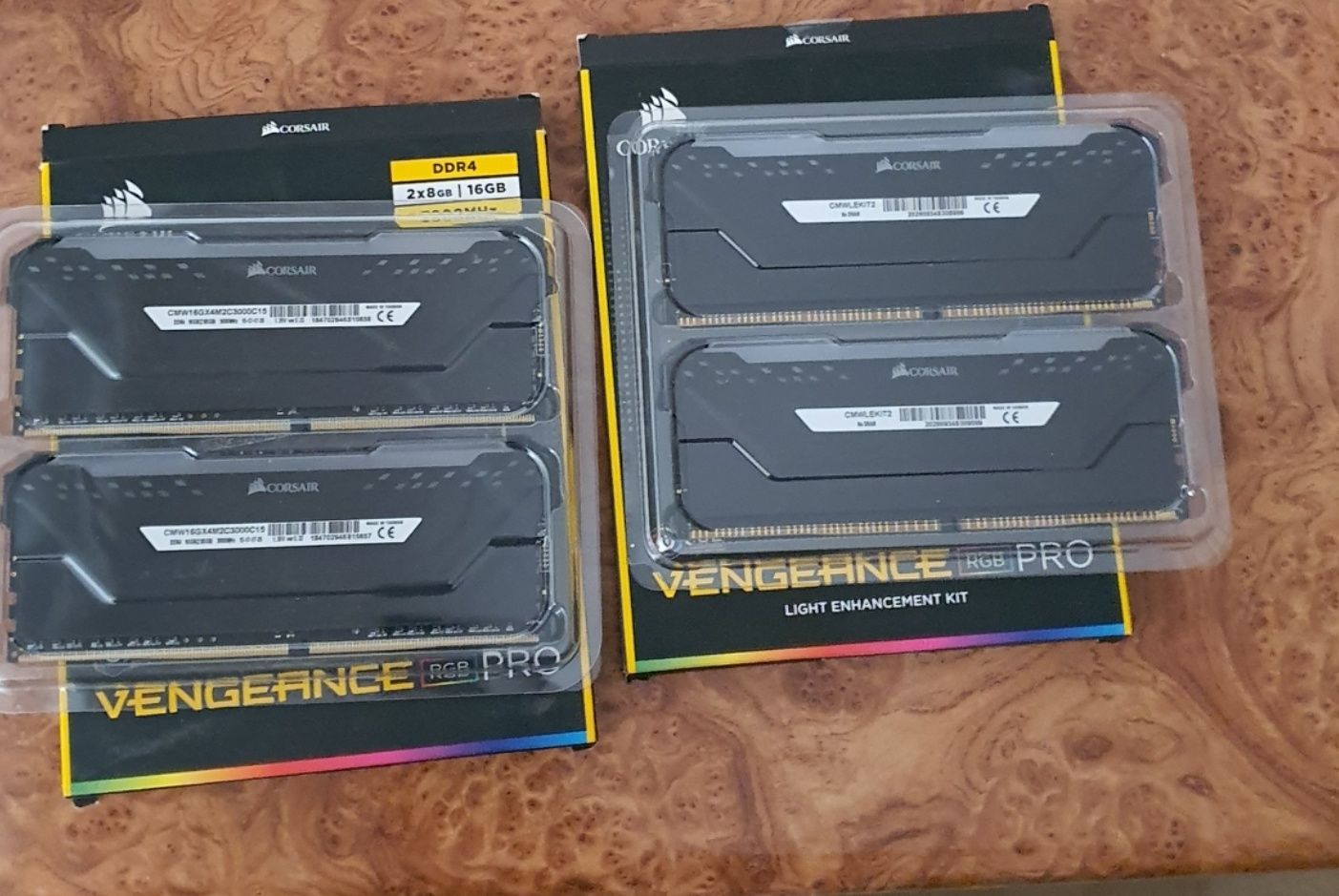 Zestaw pamięć Corsair  Vengeance RGB PRO DDR4