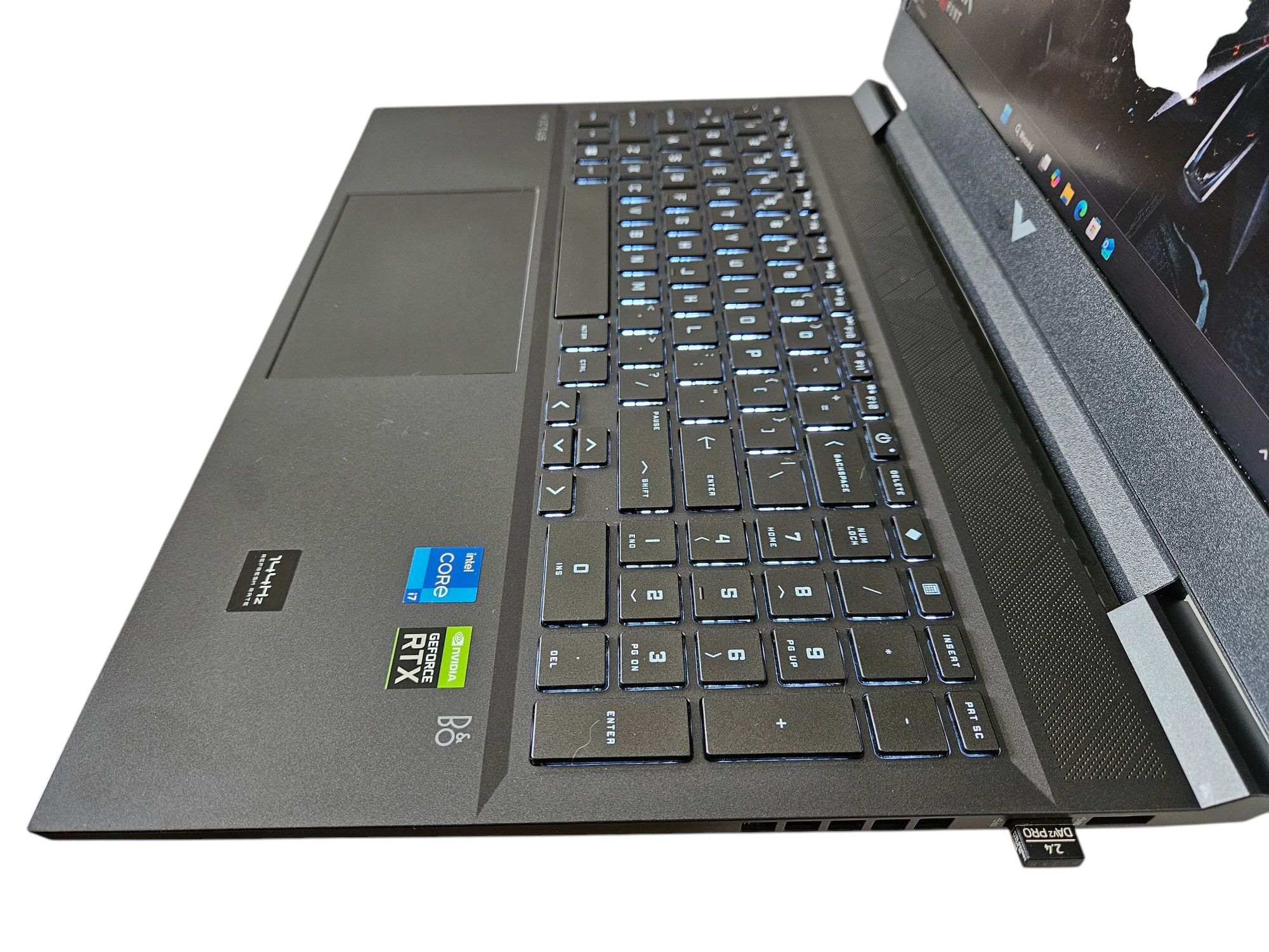 Myszka Razer Pro + HP Victus 16 RTX 3060 i7 12th SSD 512GB RAM 16GB