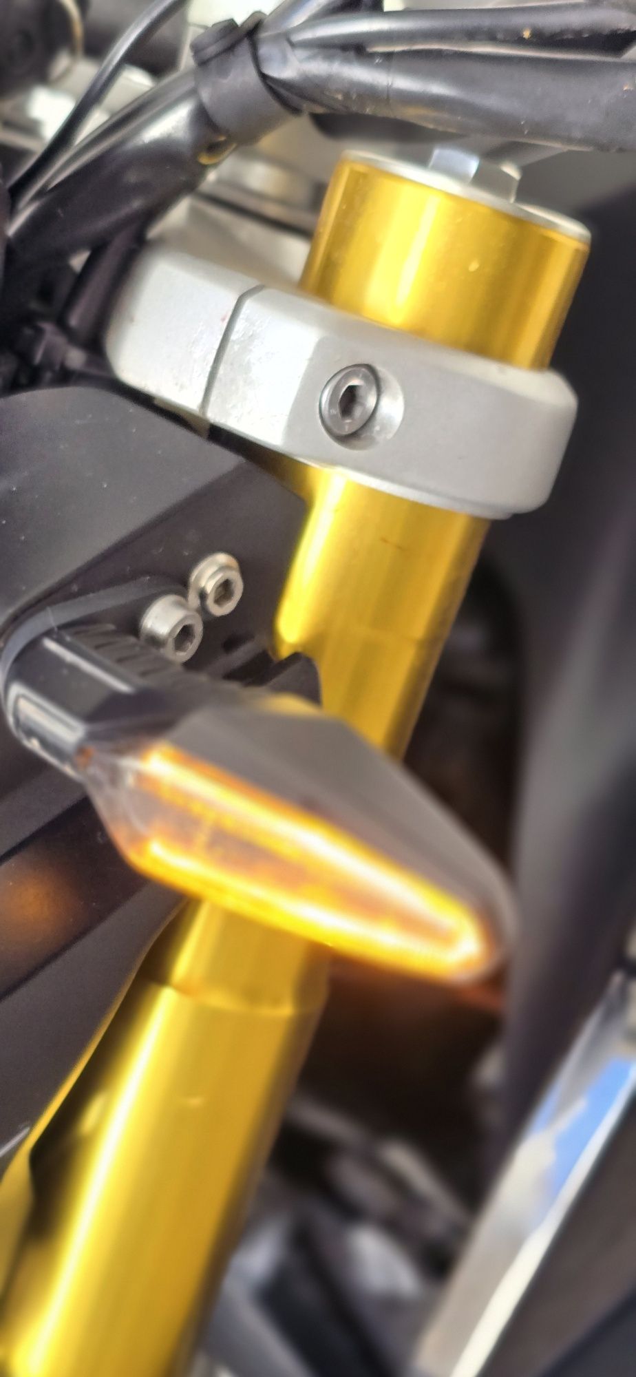 BMW G310 R - rebaixada