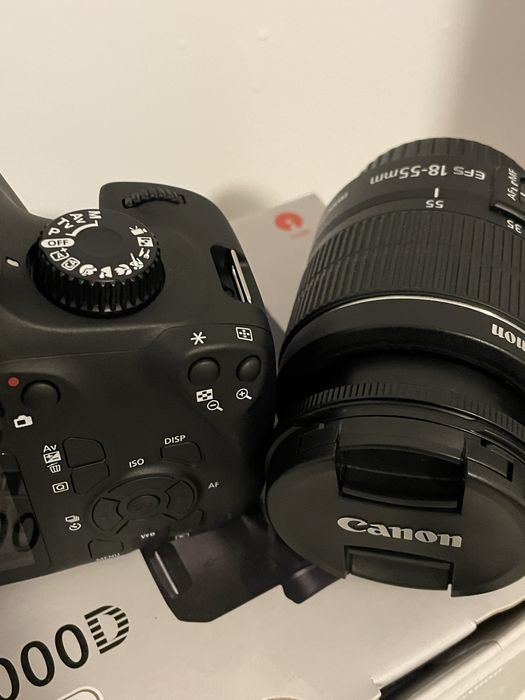 Kit Máquina Fotográfica Reflex CANON EOS 4000D +18-55MM (APS-C)