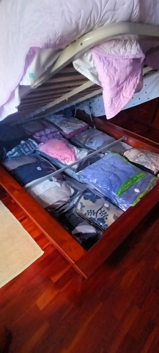 Cama/Sommier  para colchão de 195 × 150