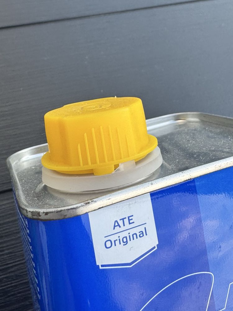 ATE Płyn hamulcowy DOT 4 1L TYP 200