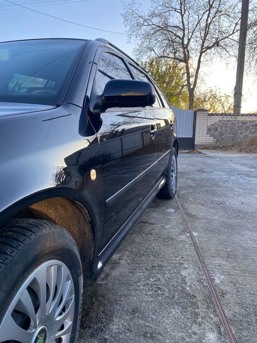 Шкода тур в гарному стані