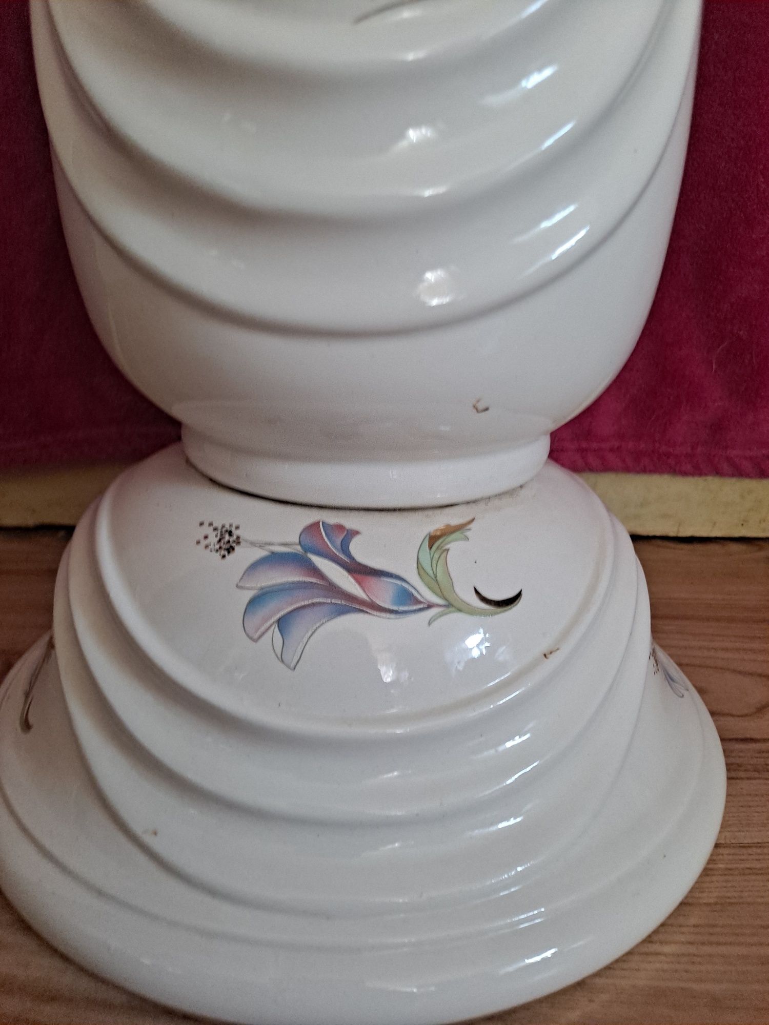 Kwietniki porcelanowy ręcznie malowany marki włoskiej Riales