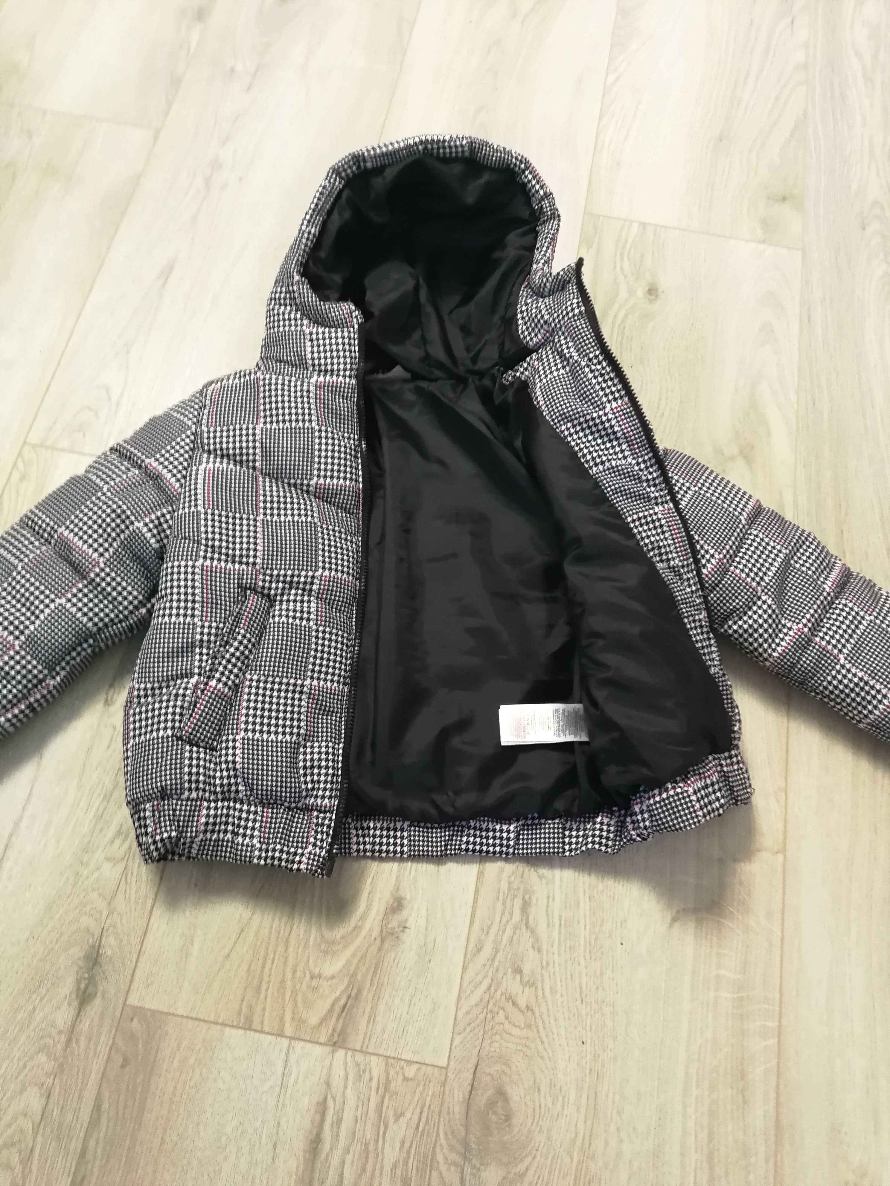 Зимова куртка. Розмір 140