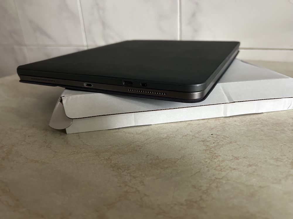 Чохол-клавіатура Apple Magic Keyboard для iPad Pro 12.9 (пок. 3,4,5,6)