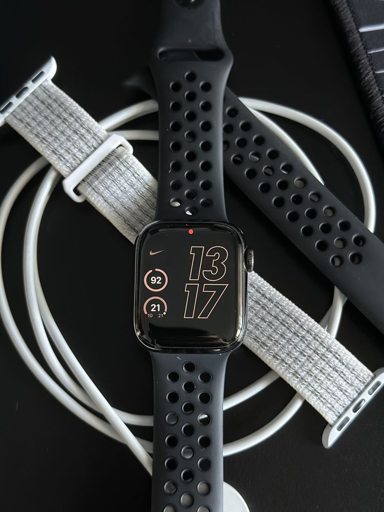 Apple Watch Edition Series 7 41mm Graphite Stainless Steel Milanese