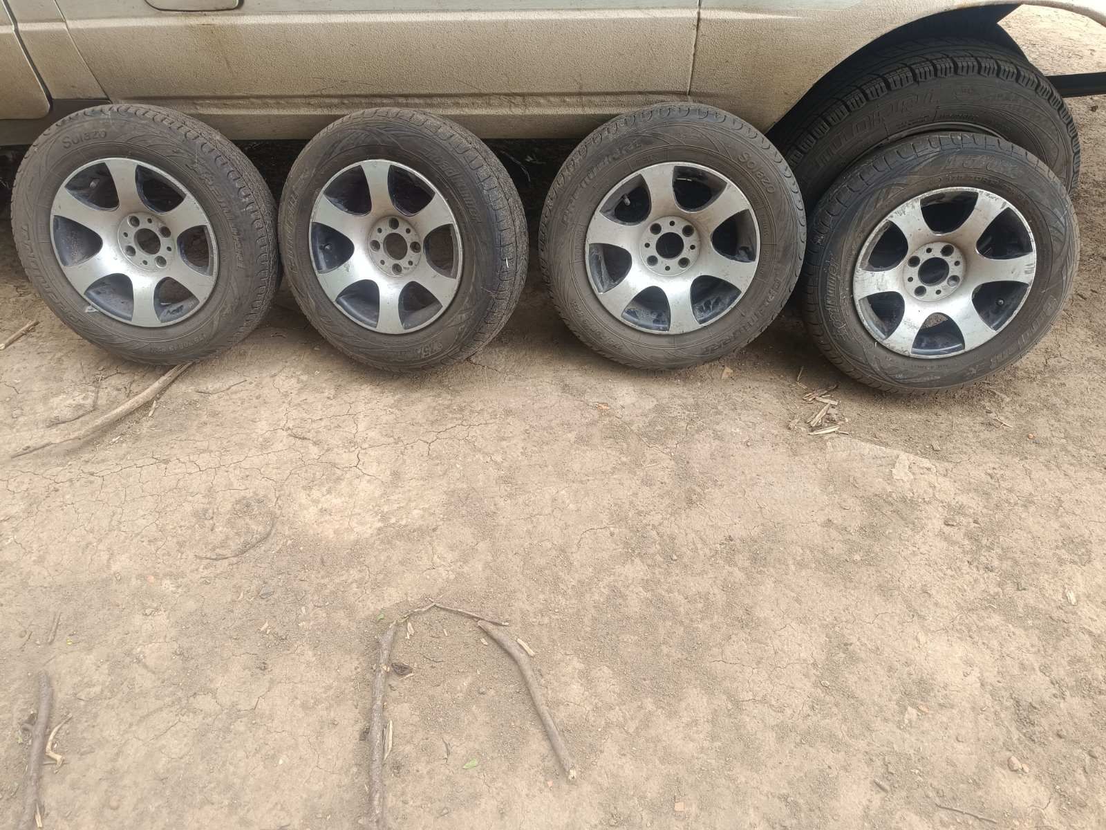 Продам резину с дисками