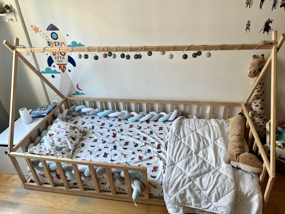 Cama infantil tipo Montessori com colchão Emma – 90x200