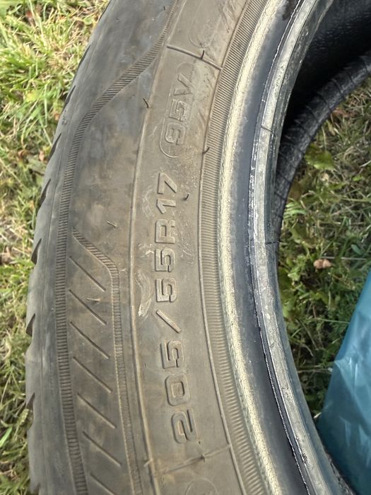2x Opony Goodyear wielosezonowe 205/55 R17 – Polska