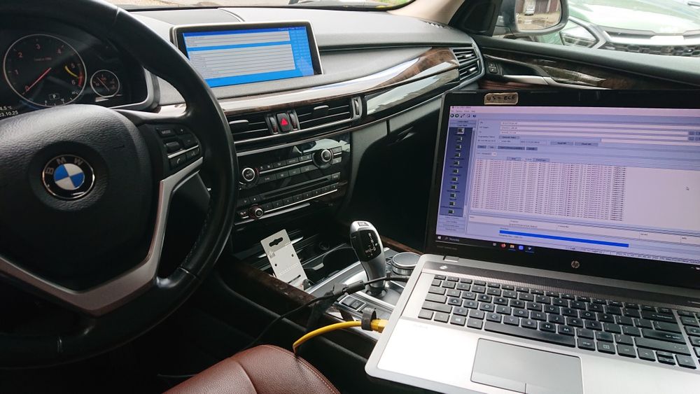 BMW MINI Kodowanie Polski Diagnostyka Mapy CarPlay Konwersja Adaptacje