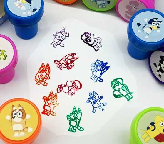 10 szt stemple pieczątki postacie z bajki Bluey i Bingo!