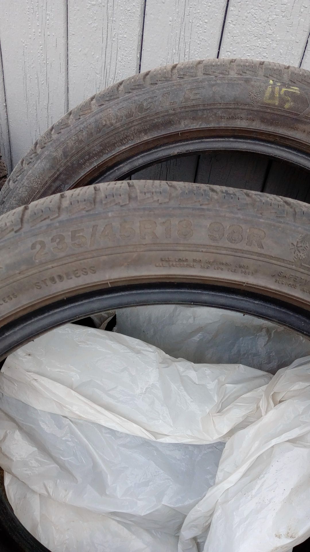 Зимния резина Triangle Snowlink 235/45 R18 4шт