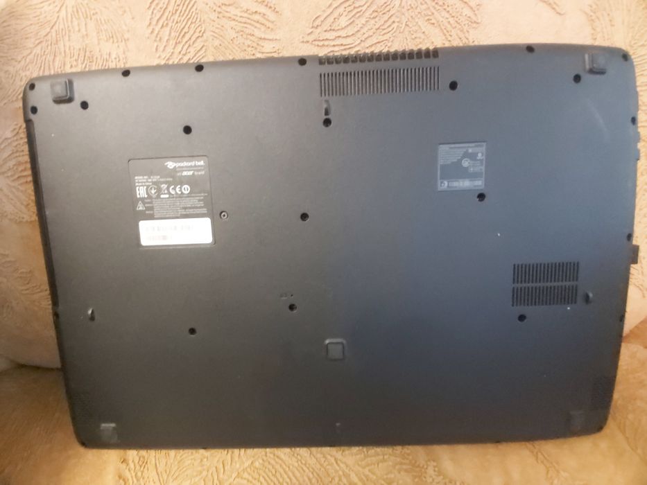 Ноутбук 17,3 Packard bell