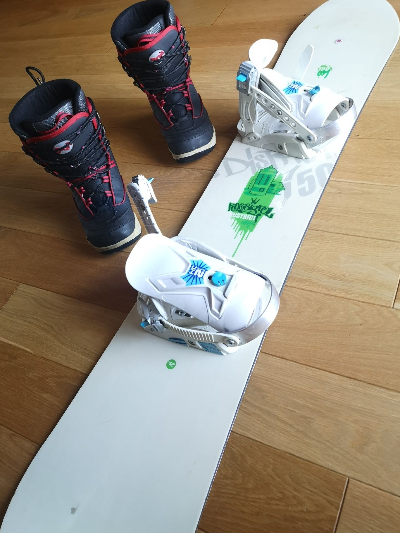 Snowboard Rossignol District 150 + wiązania + buty Skip roz 39.