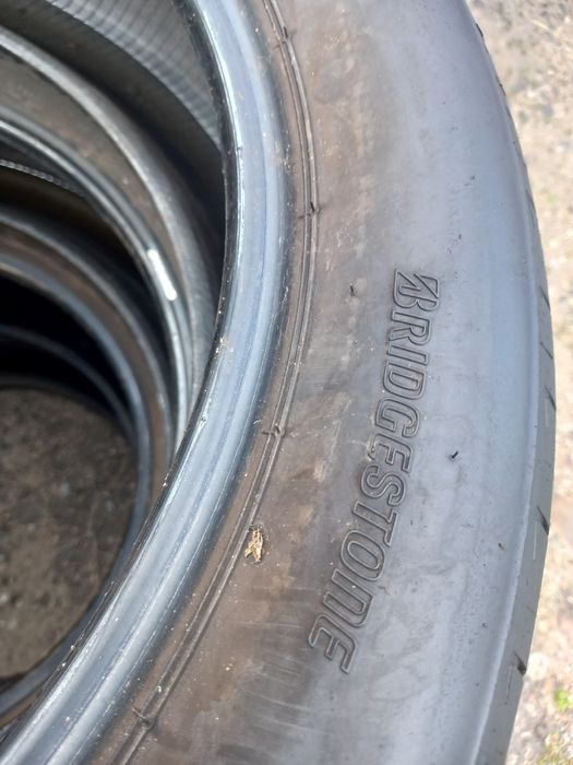 Opony używane 235/50/20 bridgestone 2x7 mm 2022 rok prod