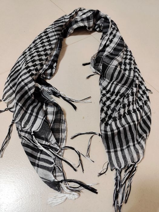Lenço preto e branco - Palestina
