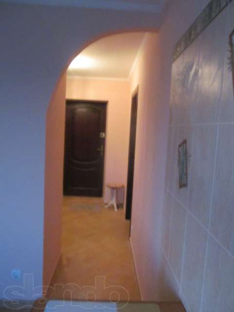 Здам подобово затишну однокімнатну квартиру центр всі зручності