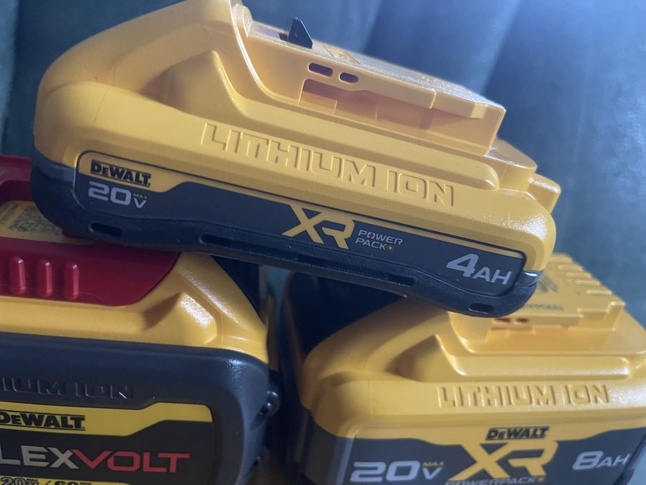 Акумулятор батарея Dewalt powerpack flexvolt