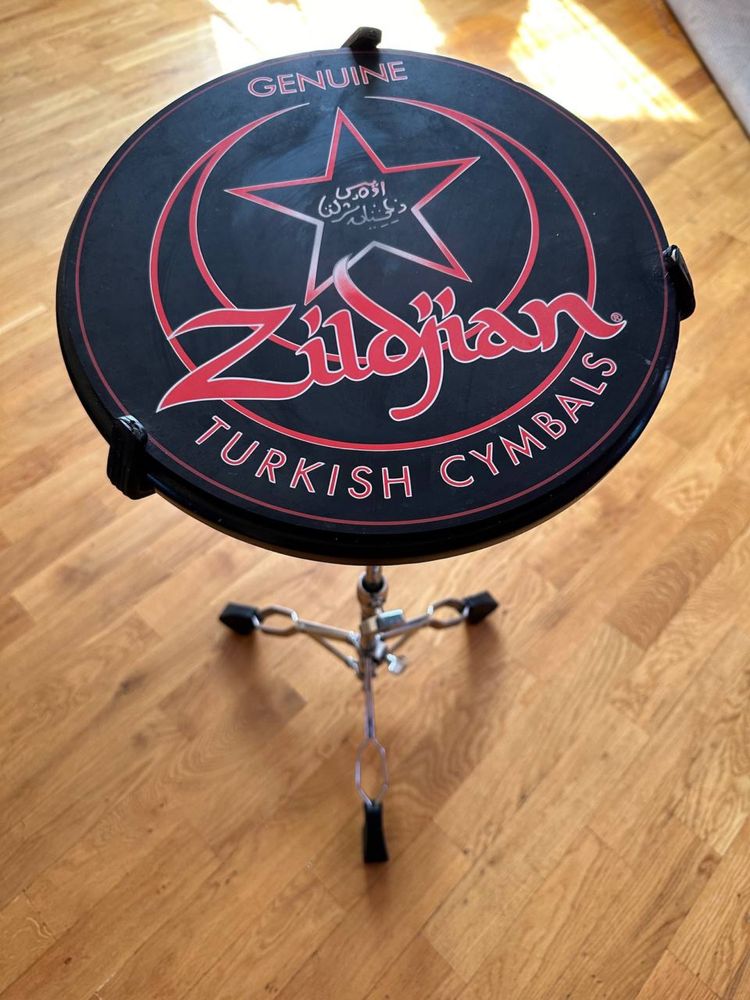 Тренувальний пед Zildjian P1202 12" зі стійкою Practice Pad