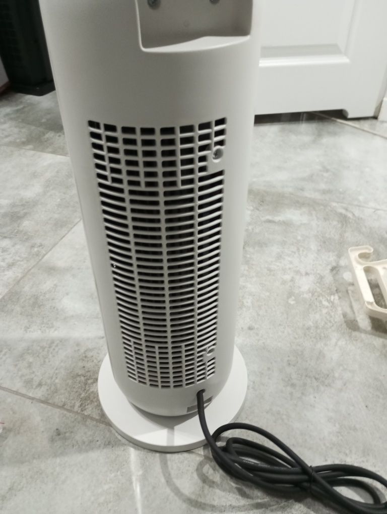 TERMOWENTYLATOR Kolumnowy grzejnik  farelka 2000W