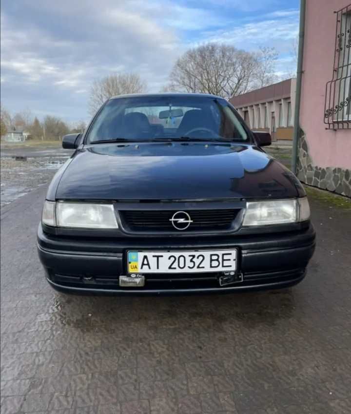 Авто Opel Vectra 1994