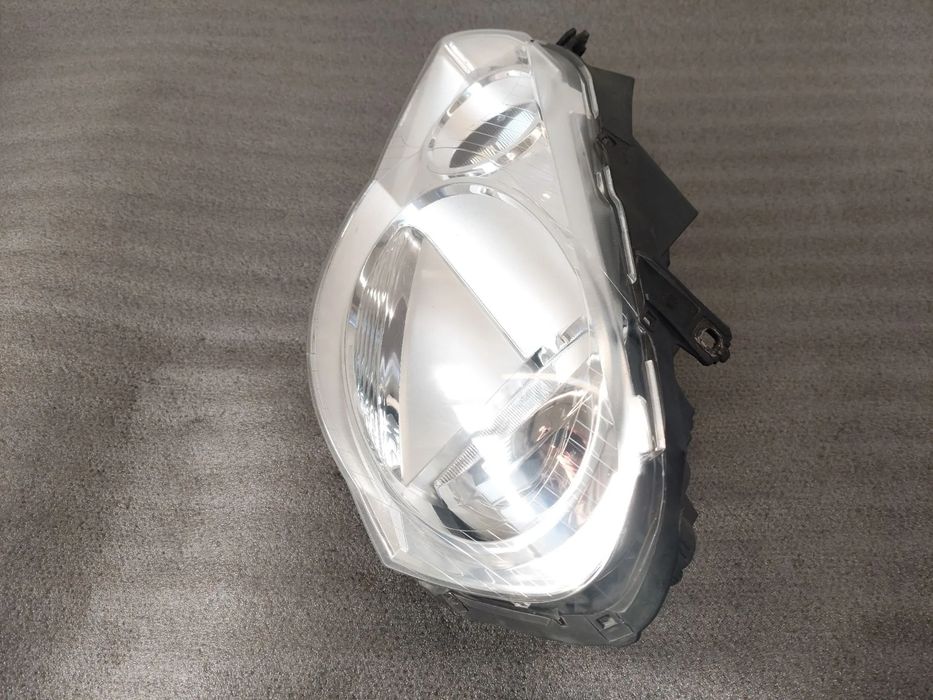 Ótica / farol esquerda VOLKSWAGEN Polo (9N)