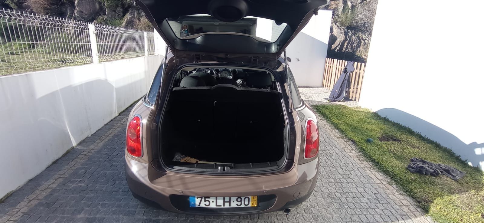 Mini Countryman One D - 2011
Janeiro de 2011
Diesel 
158.000

Motor BM