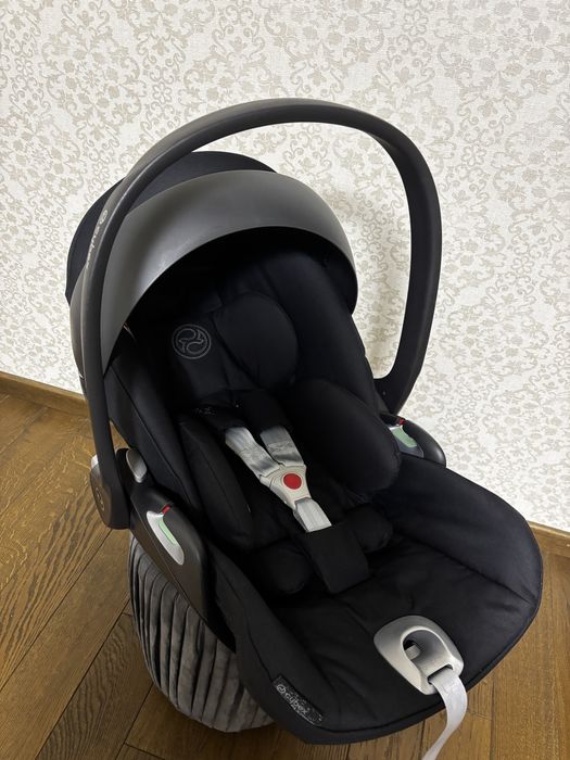 Автокрісло Cybex Cloud T i-size Sepia black чорний з базою Cybex T