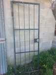 Porta/Grade de proteção para entrada