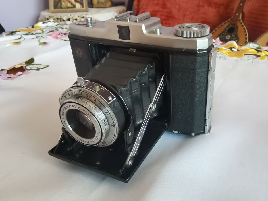 Aparat fotograficzny Zeiss Ikon Nettar 518/16 1949r.