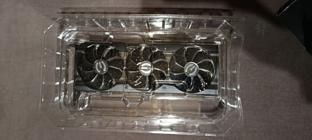 Відеокарта EVGA RTX3070 як нова