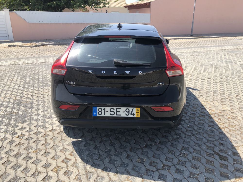 Volvo V40 D2 120 CV