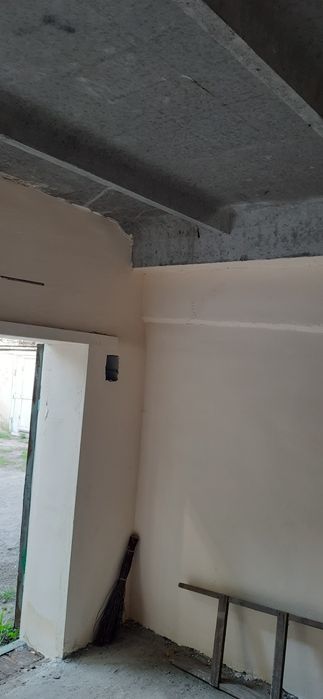 Продаж Гаражу в Центрі (мстиславська) Приватизований гараж і земля!!