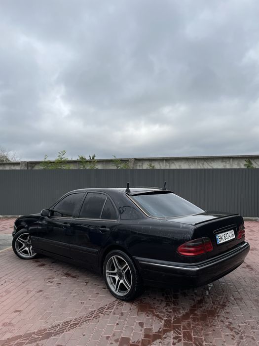 Продам Mercedes W210 2.7 Diesel