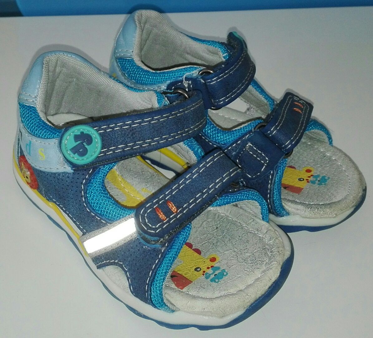 Sandały chłopięce Mattel Fisher Price rozm. 21