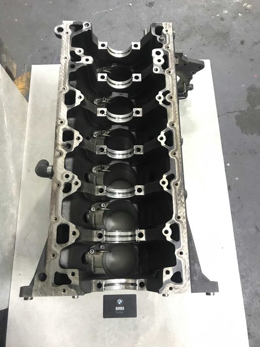 Блок Мотора BMW M57 2.5d 256D1 M57D25 Дизель БМВ Мотор Двигатель