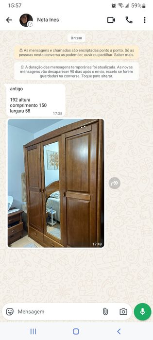 Guarda fatos em cerejeira