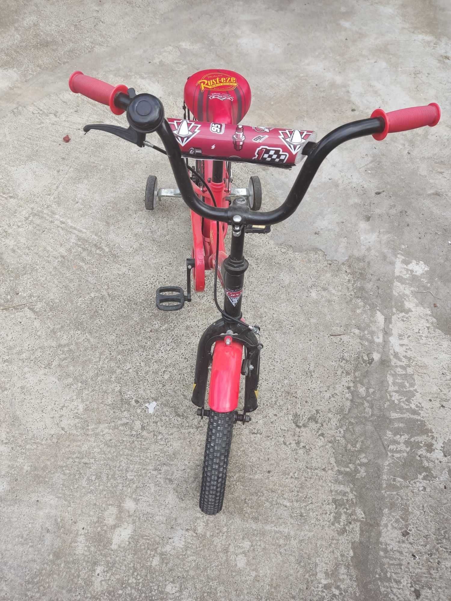 Велосипед дитячий (вік 4-8 років) з дотатковими колесами