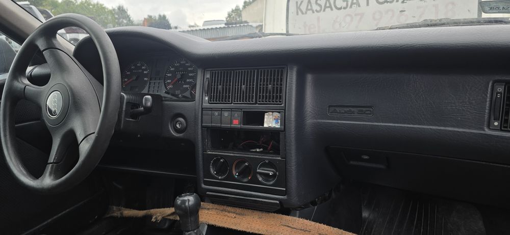 Drzwi zderzak maska klapa LZ3N   Audi 80 B4  silnik 1,6 części